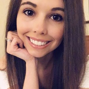 Meet your Posher, Isabel